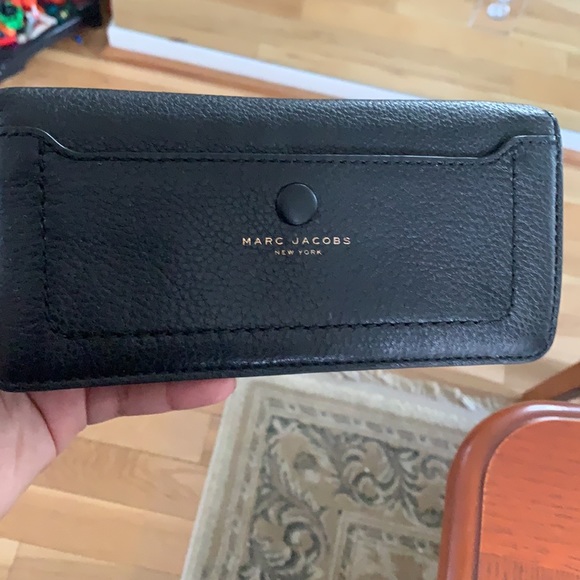 Marc Jacobs Wallet - Picture 2 of 4